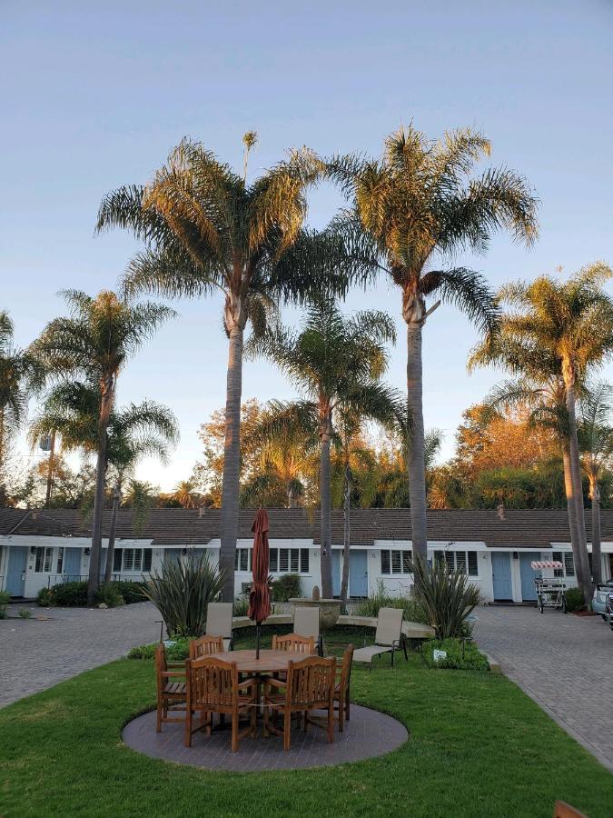 Marina Beach Motel Santa Barbara Bagian luar foto