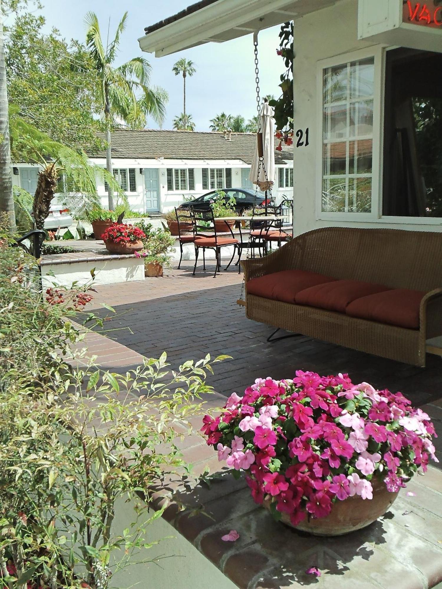 Marina Beach Motel Santa Barbara Bagian luar foto
